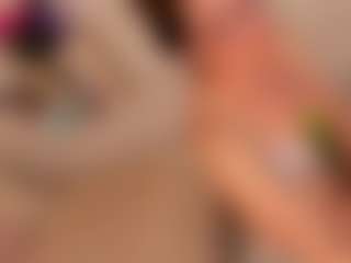 Clhoe Johnson's Live Sex Cam Show
