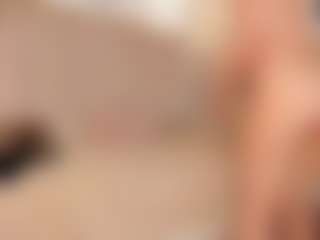 Clhoe Johnson's Live Sex Cam Show