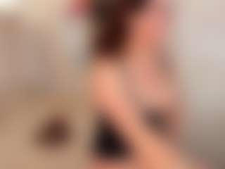 Clhoe Johnson's Live Sex Cam Show