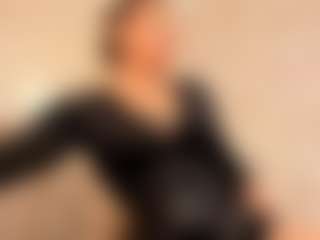Live cam show with Clhoe Johnson - Solo on ObeyMaria
