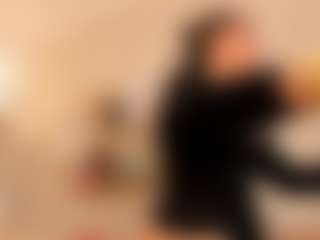 Clhoe Johnson's Live Sex Cam Show