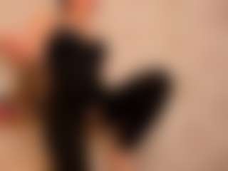 Live cam show with Clhoe Johnson - Blonde Hair Dildo on Camsoda