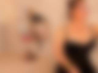 Clhoe Johnson's Live Sex Cam Show