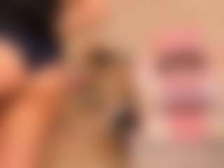 Clhoe Johnson's Live Sex Cam Show