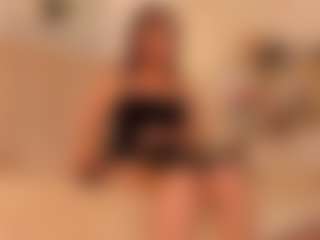 Live cam show with Clhoe Johnson - Public on pussylord.com