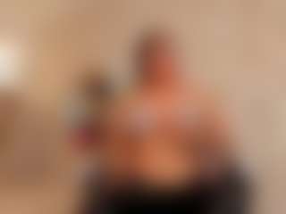Clhoe Johnson's Live Sex Cam Show