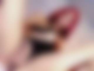 Live cam show with Lilith-12 - Average on Gym Cam Girls