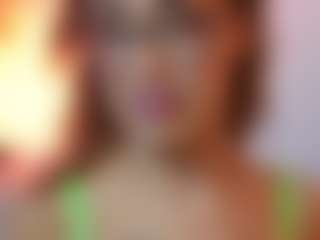 AileenAxa's Live Sex Cam Show