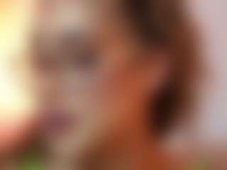 AileenAxa's Live Sex Cam Show