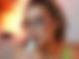AileenAxa's Live Sex Cam Show