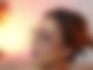 AileenAxa's Live Sex Cam Show