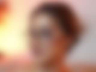 AileenAxa's Live Sex Cam Show
