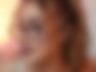 AileenAxa's Live Sex Cam Show
