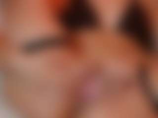 AileenAxa's Live Sex Cam Show