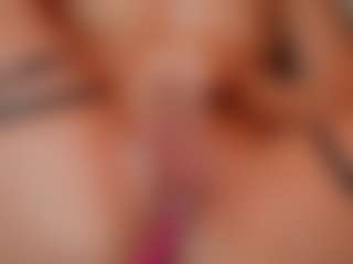 AileenAxa's Live Sex Cam Show