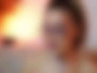 AileenAxa's Live Sex Cam Show