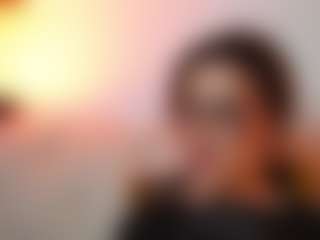 AileenAxa's Live Sex Cam Show
