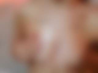 AileenAxa's Live Sex Cam Show