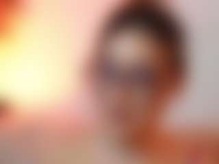Live cam show with AileenAxa - Blowjob on Soda Cam