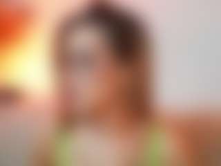 AileenAxa's Live Sex Cam Show