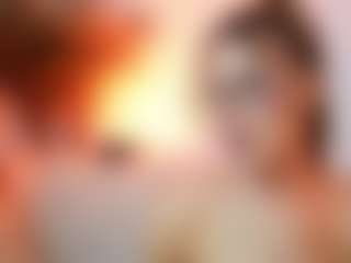 AileenAxa's Live Sex Cam Show