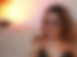 AileenAxa's Live Sex Cam Show
