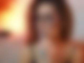 AileenAxa's Live Sex Cam Show