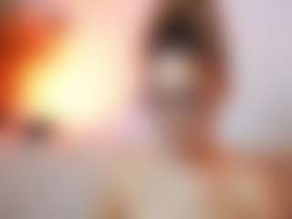 AileenAxa's Live Sex Cam Show