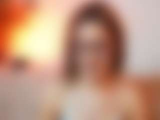 AileenAxa's Live Sex Cam Show