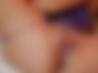 AileenAxa's Live Sex Cam Show