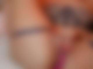 AileenAxa's Live Sex Cam Show