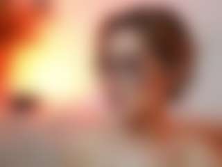 AileenAxa's Live Sex Cam Show
