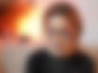 AileenAxa's Live Sex Cam Show