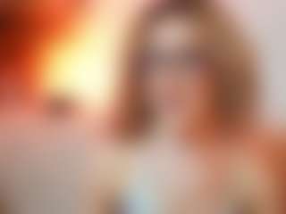 AileenAxa's Live Sex Cam Show