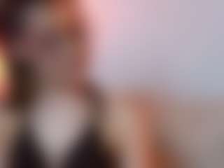 AileenAxa's Live Sex Cam Show