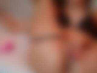 AileenAxa's Live Sex Cam Show