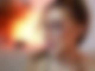AileenAxa's Live Sex Cam Show