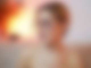 AileenAxa's Live Sex Cam Show