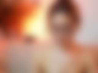 AileenAxa's Live Sex Cam Show