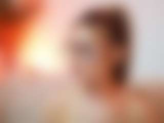 AileenAxa's Live Sex Cam Show