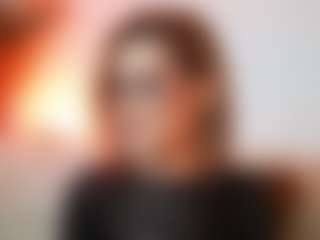 AileenAxa's Live Sex Cam Show