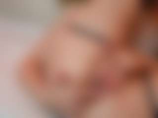 AileenAxa's Live Sex Cam Show