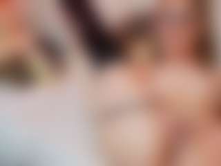 AileenAxa's Live Sex Cam Show