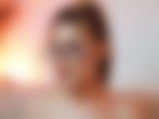 AileenAxa's Live Sex Cam Show