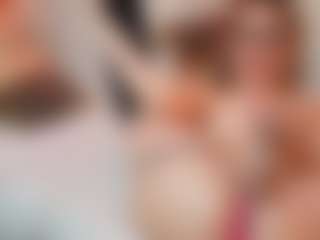 AileenAxa's Live Sex Cam Show