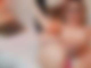 AileenAxa's Live Sex Cam Show