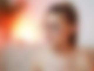 AileenAxa's Live Sex Cam Show