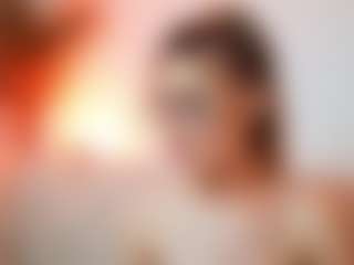 AileenAxa's Live Sex Cam Show