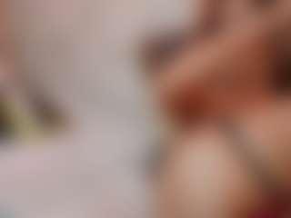 AileenAxa's Live Sex Cam Show