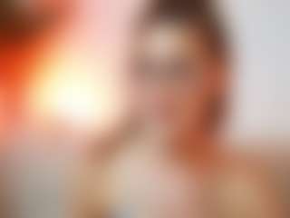 AileenAxa's Live Sex Cam Show